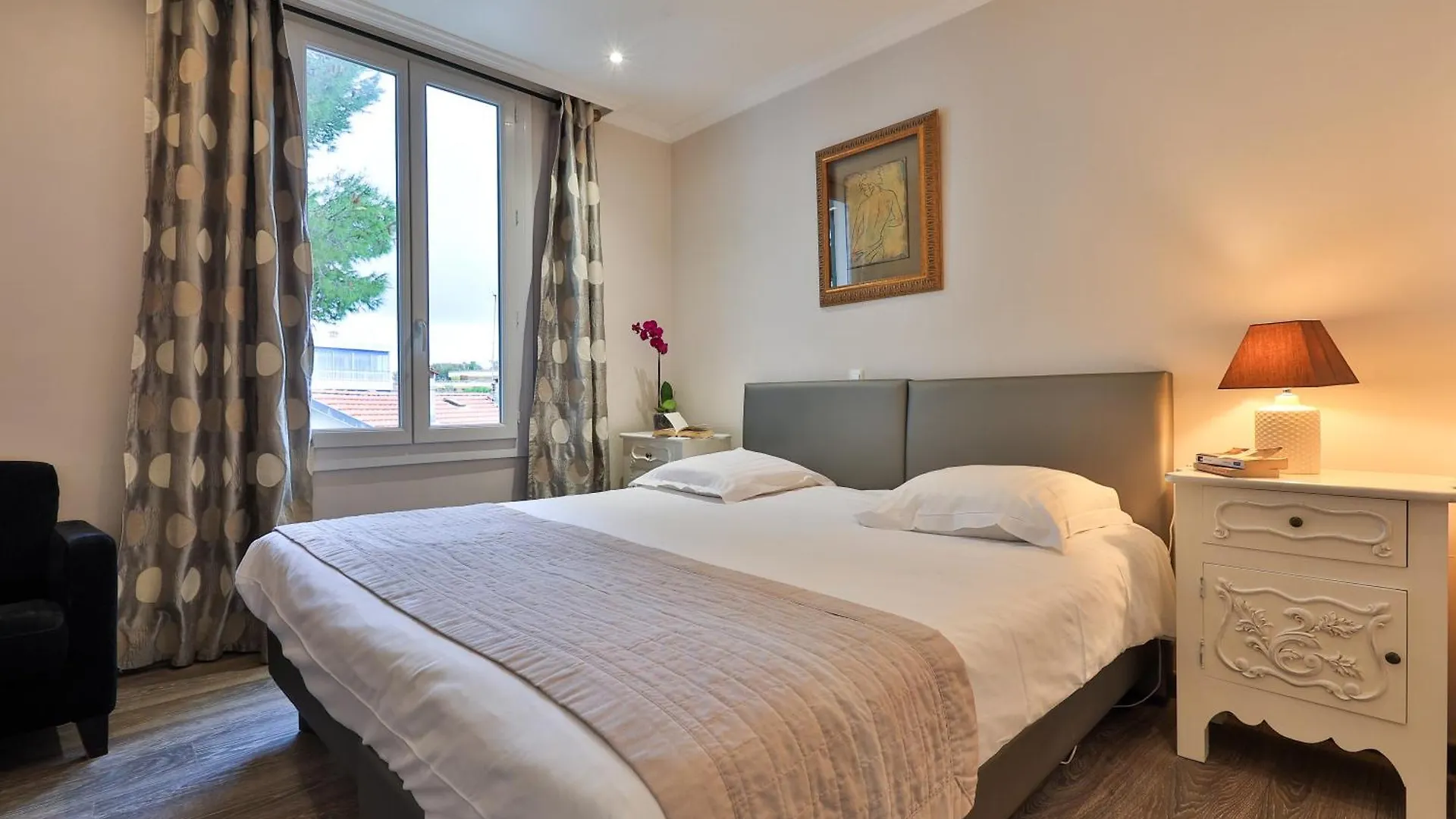 Lägenhetshotell Emeraude Residence Hoteliere Juan-les-Pins
