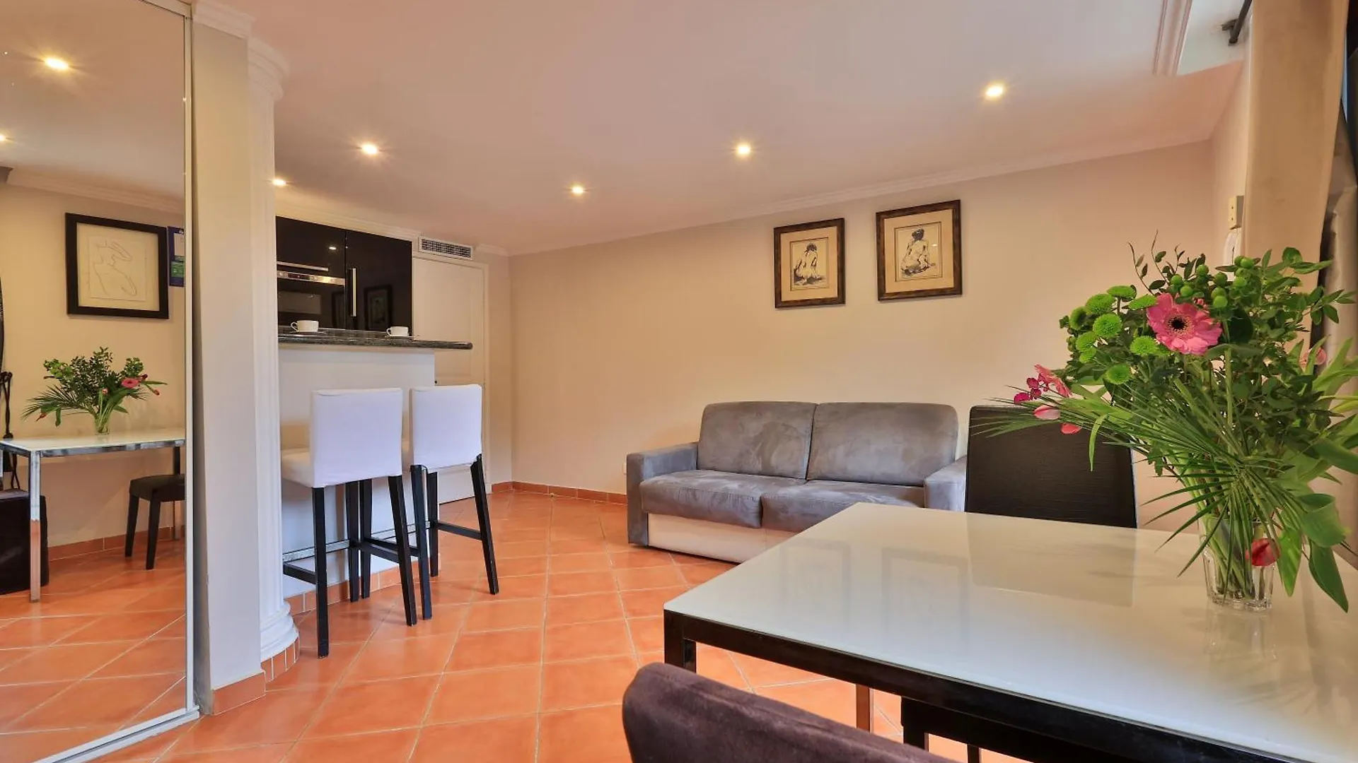 Emeraude Residence Hoteliere Juan-les-Pins 3*,  Frankrike