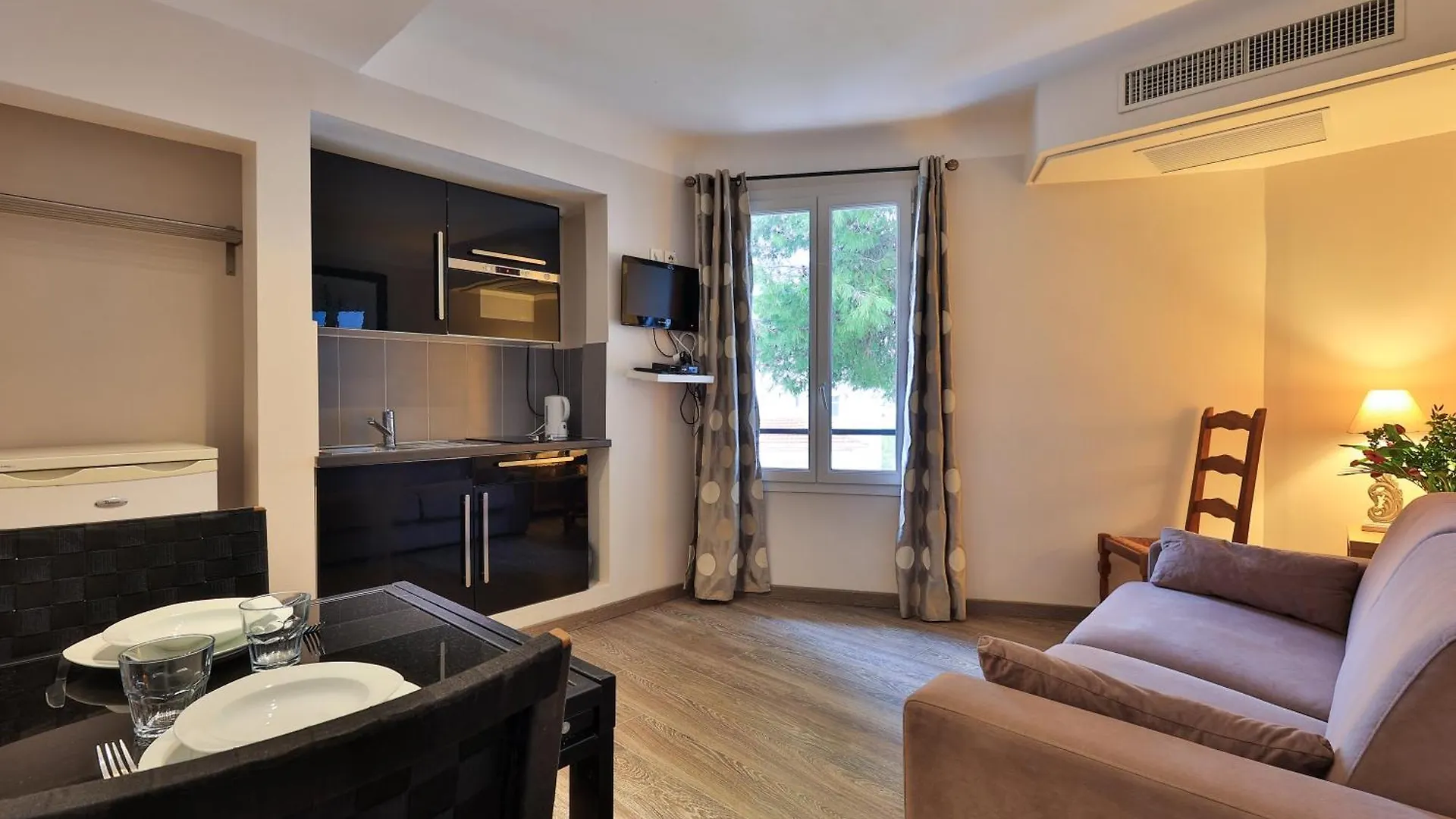 Emeraude Residence Hoteliere Juan-les-Pins