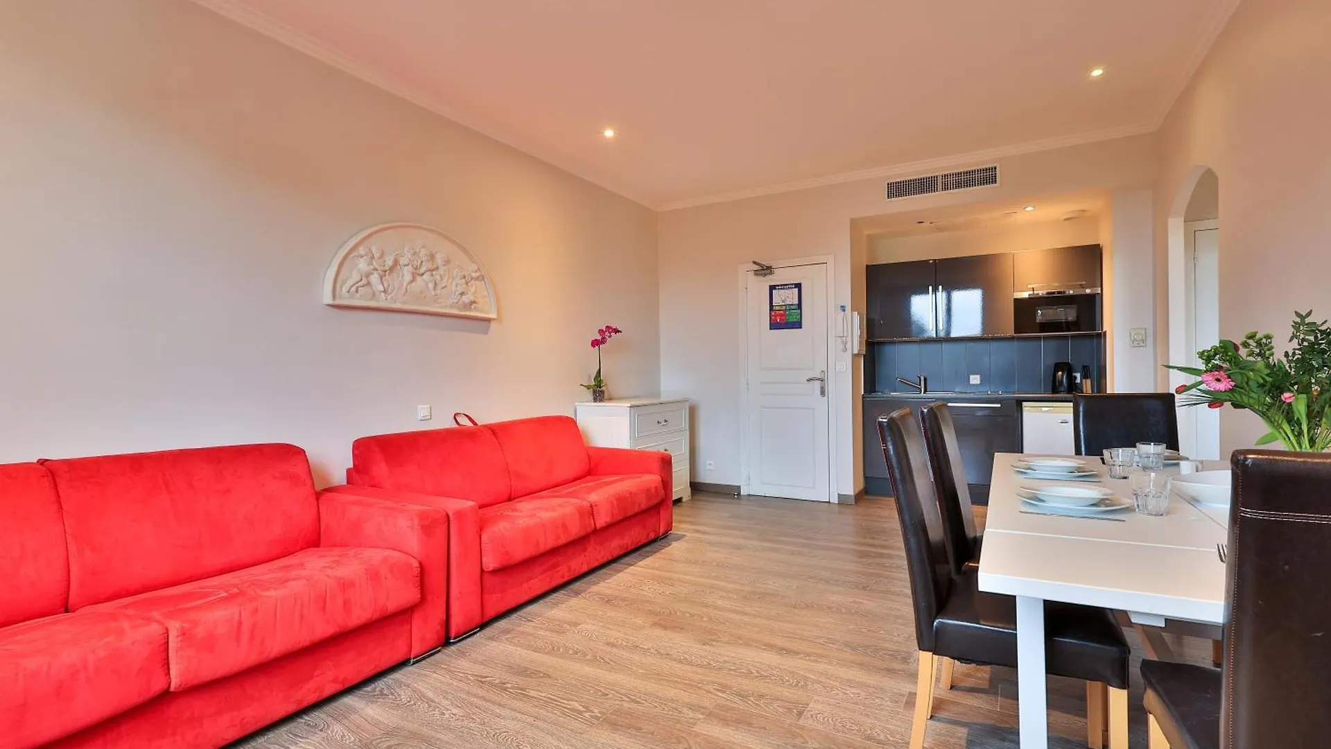 Emeraude Residence Hoteliere Juan-les-Pins Lägenhetshotell