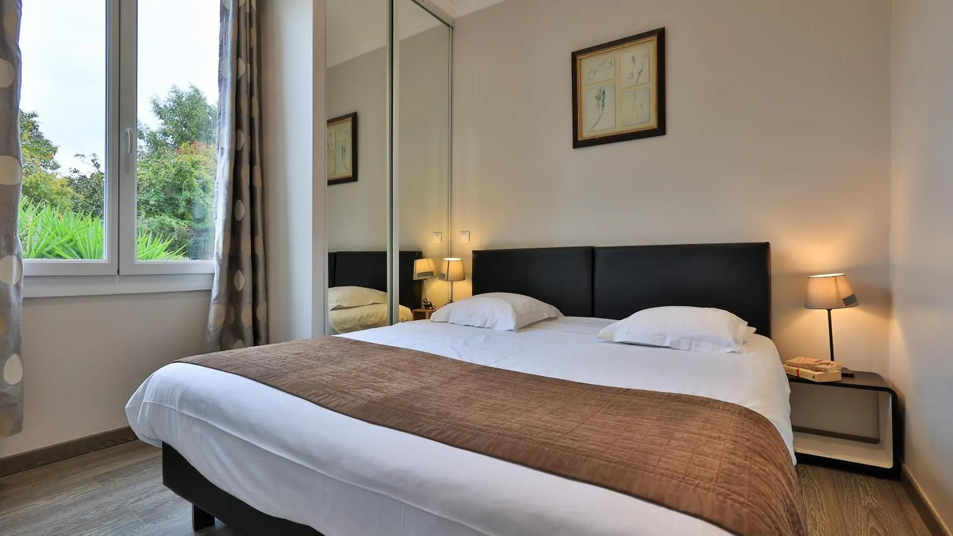 Emeraude Residence Hoteliere Juan-les-Pins Lägenhetshotell